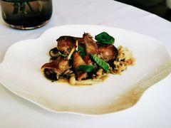 碳烤乳鸽，甜豆，旱金莲醋汁-Jean Georges