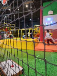 -蹦蹦跳跳(新奥购物中心店)