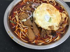 -薛记襄阳香辣牛肉面(平安路店)