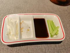 -秀儿四九城·新京菜(亚运村鸟巢店)