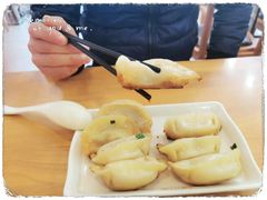 -小姜锅贴(凤凰街店)