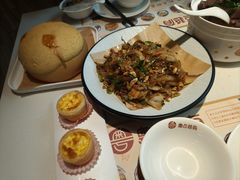 -粤点越有·茶点·粤菜(樵岭国际店)