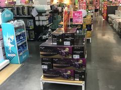 -百安居装修建材卖场(泰然店)