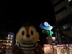 -六合夜市