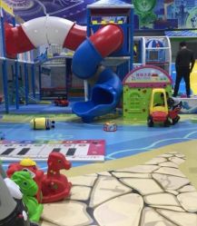 -爱丽丝奇幻乐园