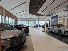 -广州粤之宝宝马4S店(雅瑶店)