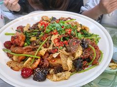 -大兵小将鲜牛肉冒菜麻辣香锅(紫金门花苑店)