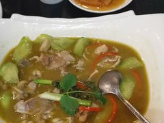 -河畔春天时尚餐厅