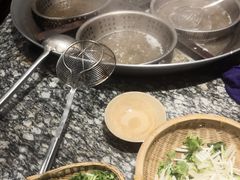 -谢老五跷脚牛肉·非遗传承店