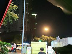 -何师烧烤·香辣蟹·川菜·30年老品牌(太古里旗舰店)