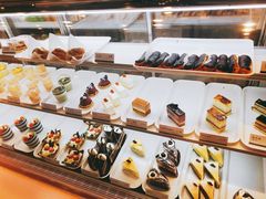 -樱花糕坊(凯德广场店)