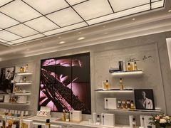 -Dior迪奥(上海世茂广场店)