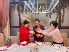 -龙悦湾酒家·八阵鱼生·渔人码头店