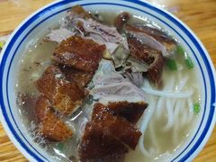-香辉食馆(新兴路店)