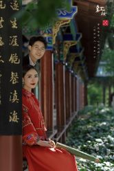 -乐派诗婚纱摄影