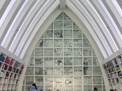 -钟书阁(松江泰晤士小镇店)