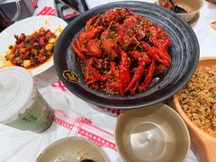 -肥肥虾庄·金牌油焖大虾(汉街SKP店)