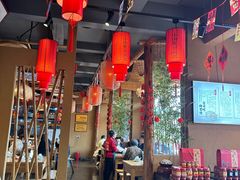 -小洞天柴火土菜馆