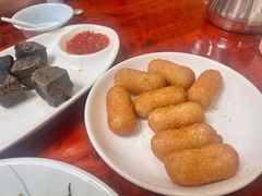 -芦茨金富饭庄·25年老字号·专做稻草鸡