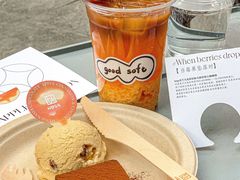 -HUGS coffee(东区店)