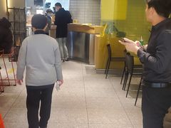 -麦当劳(徐汇漕溪北路百脑汇店)