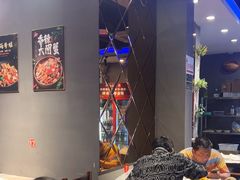 -老街烧烤大排档·地道湖北菜·龙虾馆(汉口火车站店)