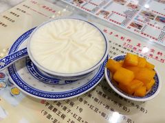 -广信牛奶甜品世家(台东店)