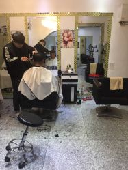 -铭廊韩式美容美发