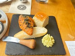 -Mark&Mars Restaurant