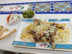 两块羊排抓饭-民杨抓饭(柏香苑店)