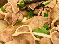-谢老五跷脚牛肉·非遗传承店