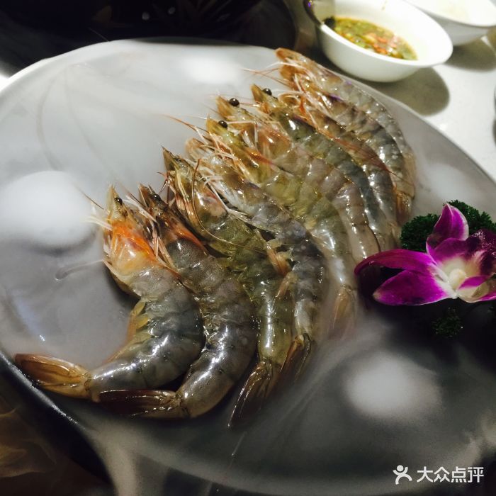 动鼎屋椰子鸡火锅料理(欧洲城店)-虾-菜-虾图片-温州美食-大众点评网