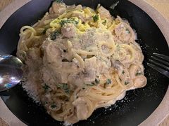 香肠蘑菇奶油意面-CASA卡撒意式西餐厅