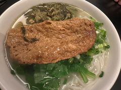 -上海漕河泾万丽酒店