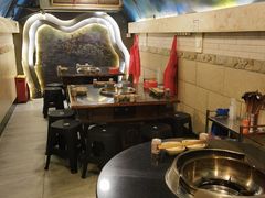 -洞亭火锅(防空洞总店)