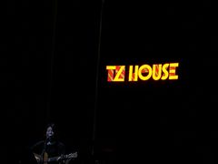 -TZ House音乐现场(来福士中心店)