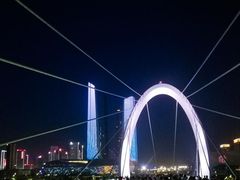 -南京眼步行桥