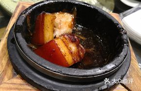 Mrs. Xia's Braised Pork