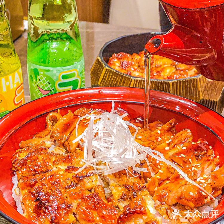 每天下班第一件事就是冲去吃这家鳗鱼饭‼️超赞的一鳗三食[流泪]
