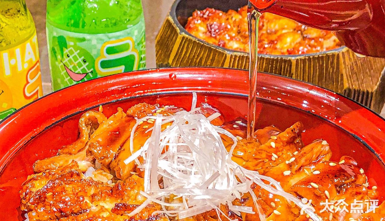 每天下班第一件事就是冲去吃这家鳗鱼饭‼️超赞的一鳗三食[流泪]