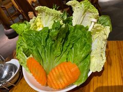 -野山舂·贵州现舂酸汤火锅(鸿通城店)