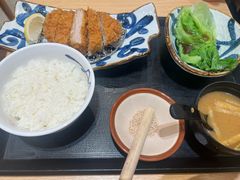 白芝麻-友名Cross日式咖喱屋(江南大道中店)