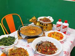 -堂瓦里·33年传统赣菜(第一街区店)