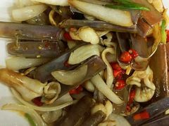 -小辣妹川味海鲜加工店(第一市场椰风巷店)