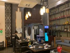 大堂-仁虎老火锅(黄泥磅店)