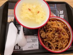 -十三朝牛馍王擀面皮(骡马市店)