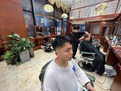 点击看大图 -尼特斯男士发型馆