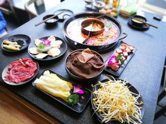 -渝涯重庆豆花老火锅(中赢国际店)