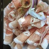 了以后有点脆，配上红色的多酱和黄色的粉粉