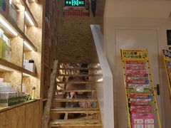-新华里咖啡书吧(新华书店小寨店)